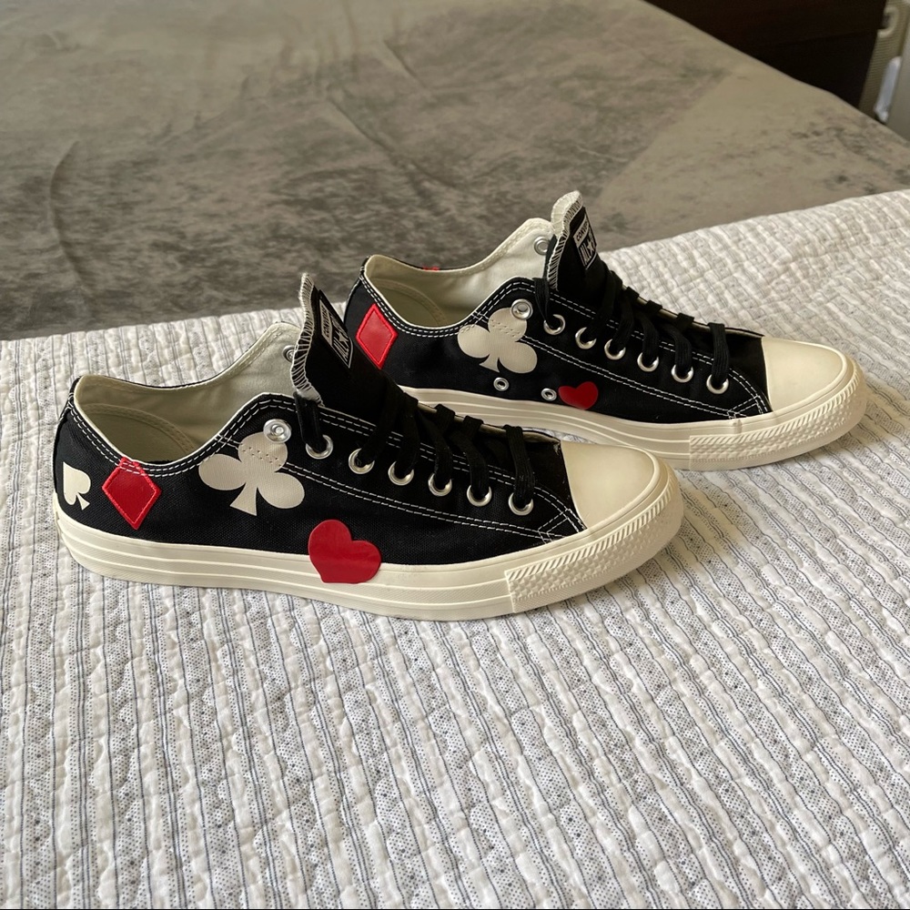 Converse - Car Suits ♥️♣️♦️♠️